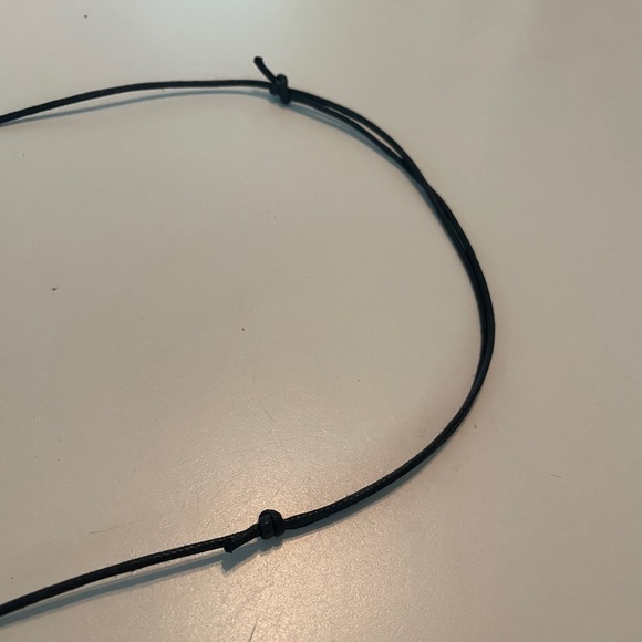 Women's Pendant cord necklace - Picture 2 of 6